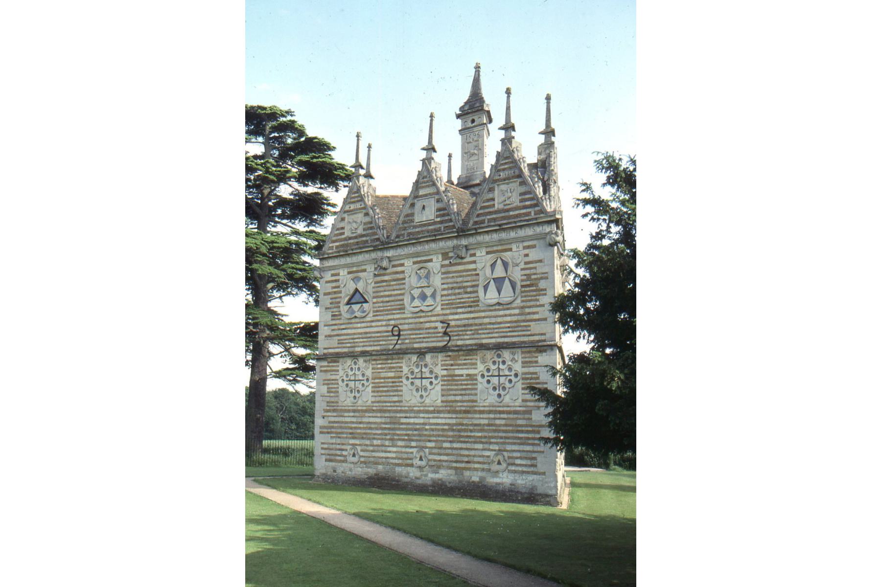 Triangular Lodge Rushden