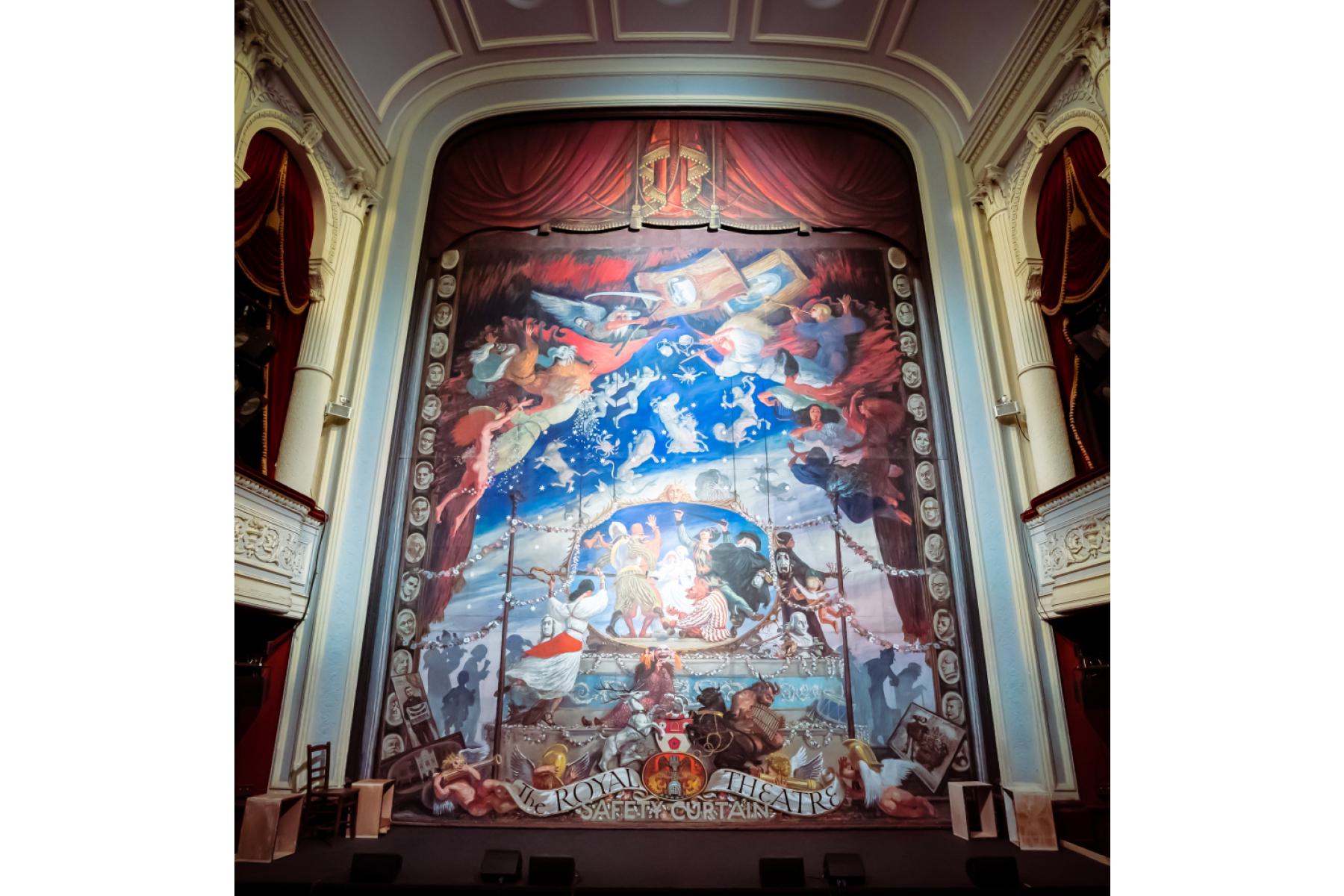 Safety curtain at Royal Theatre, Northampton